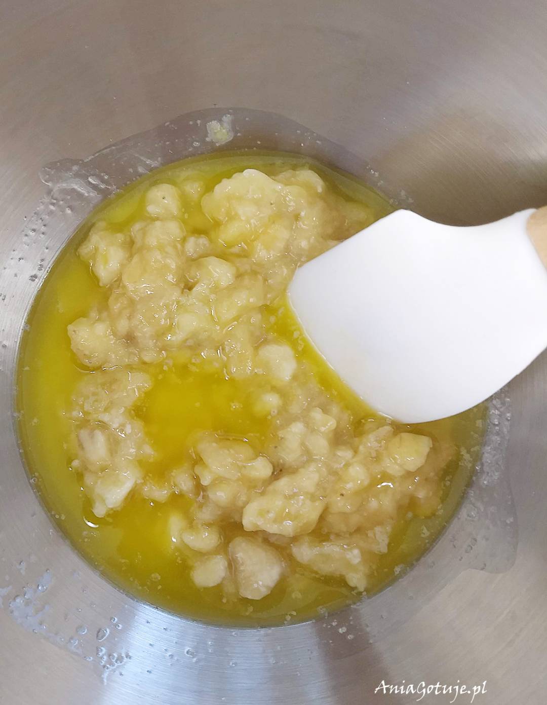 Dodaj masło lub olej