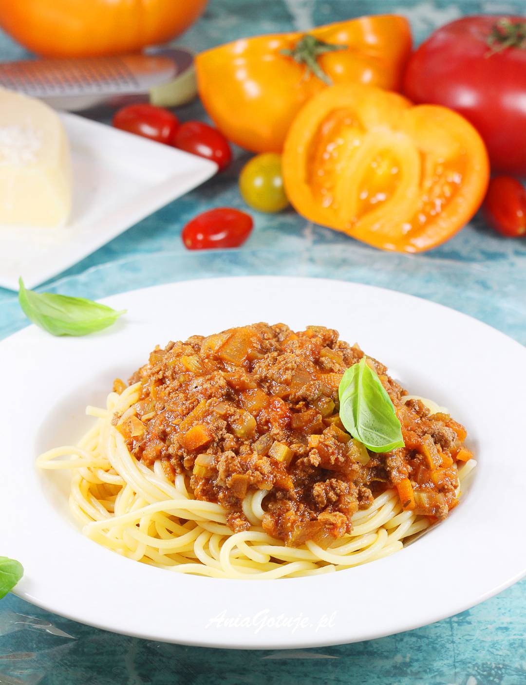 Spaghetti Bolognese, 1