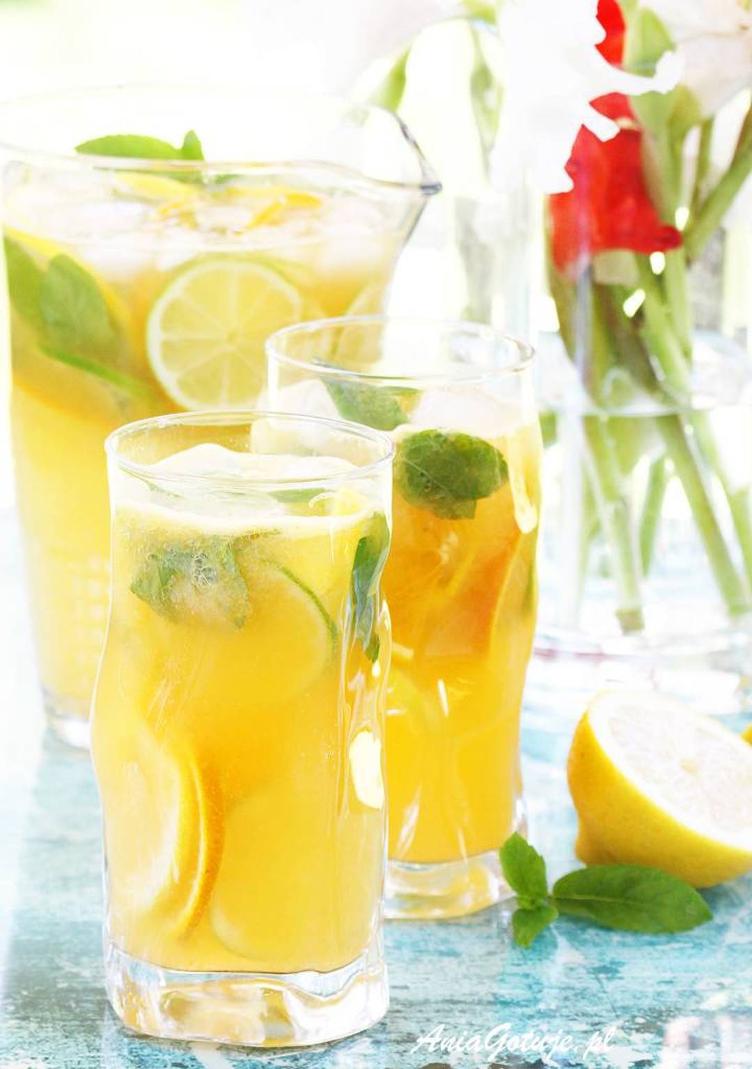 Lemoniady, 1